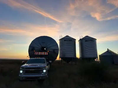 Hello! Entering my 10th year in the business, I move flat bottom and hopper bins up to 19’6”diameter...