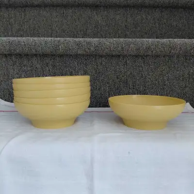 Ensemble de 6 bols Tupperware vintage, View more