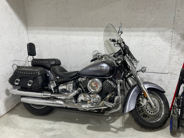 2006 Yamaha VStar 1100 for sale in Street, Cruisers & Choppers in Belleville