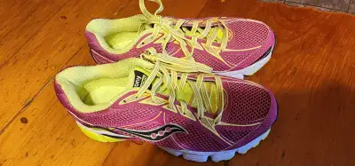 Saucony Ignition Sneakers Size 6, View more