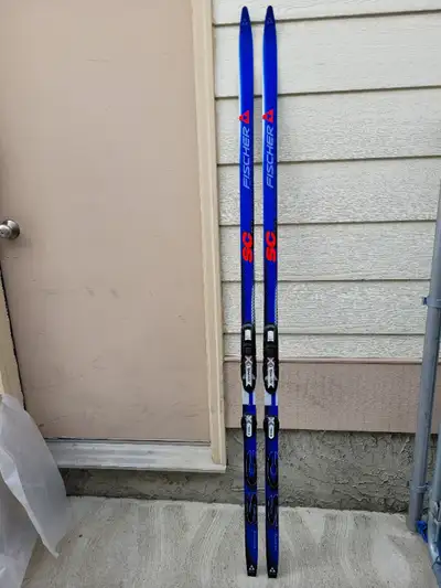 Fischer SC Classic cross country  Skis  185cm  with NNN bindings, View more