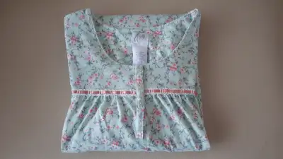 ROBE DE NUIT, View more