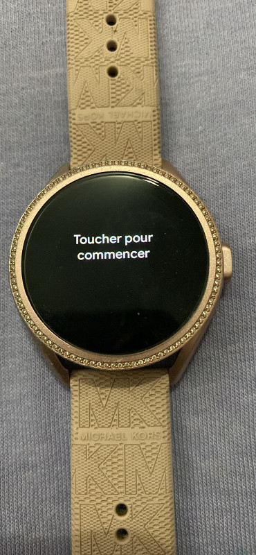 Montre intelligente Micheal kors /smart Watch dans Bijoux et montres  à Ville de Montréal - Image 3