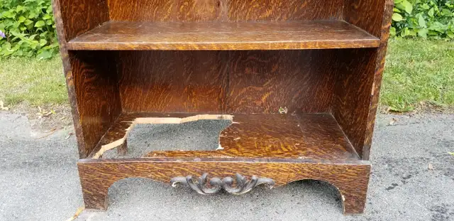 Victorian faux oak hardwood bookcase 4 shelf hole bottom c1900 in Bookcases & Shelving Units in Ottawa - Image 7