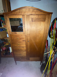 antique wardrobe in All Categories in Greater Montréal - Kijiji Canada