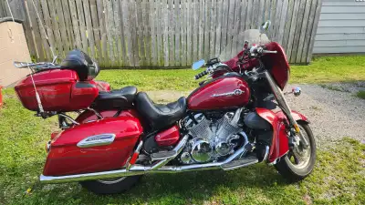 Selling 2000 yamaha venture royal star 1300 Was safetied last year runs great. Askjng 4500 obo Have...