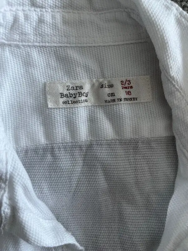 Zara kids - white dress shirt - size 2-3T in Clothing - 18-24 Months in Ottawa - Image 3