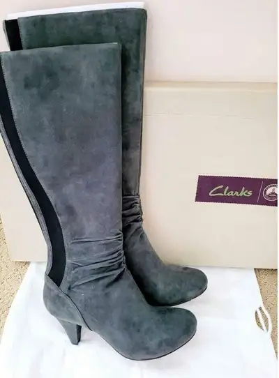 NEW Womens Clarks Boots Grey Leather Suede Knee High 9.5, View more