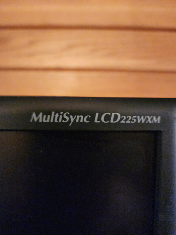 NEC LCD 22 Inch Widescreen CPU Monitor in Monitors in Edmonton - Image 3