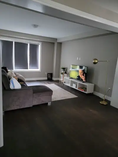 Beautiful Master bedroom for Rent