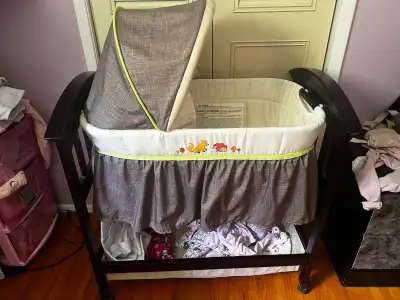 bassinet, View more