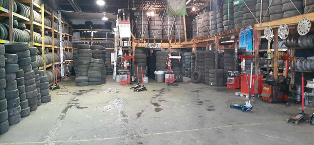 Installateur de pneus  dans Travail général  à Ville de Montréal
