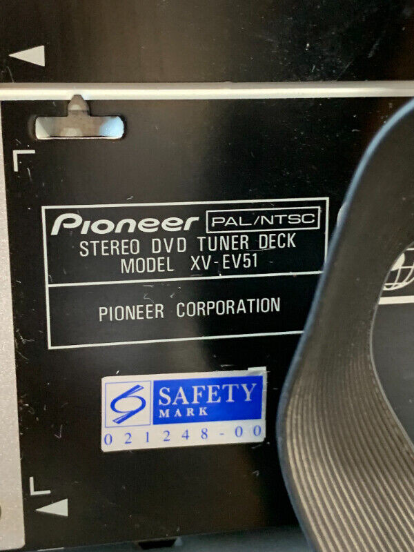 Pioneer Stereo DVD Tuner Deck System (Model Number XV-EV51) in General Electronics in Calgary - Image 4