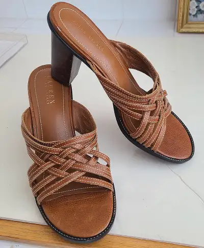 Woman's brown shoes by Ralf Lauen. size 8. Good condition., View more