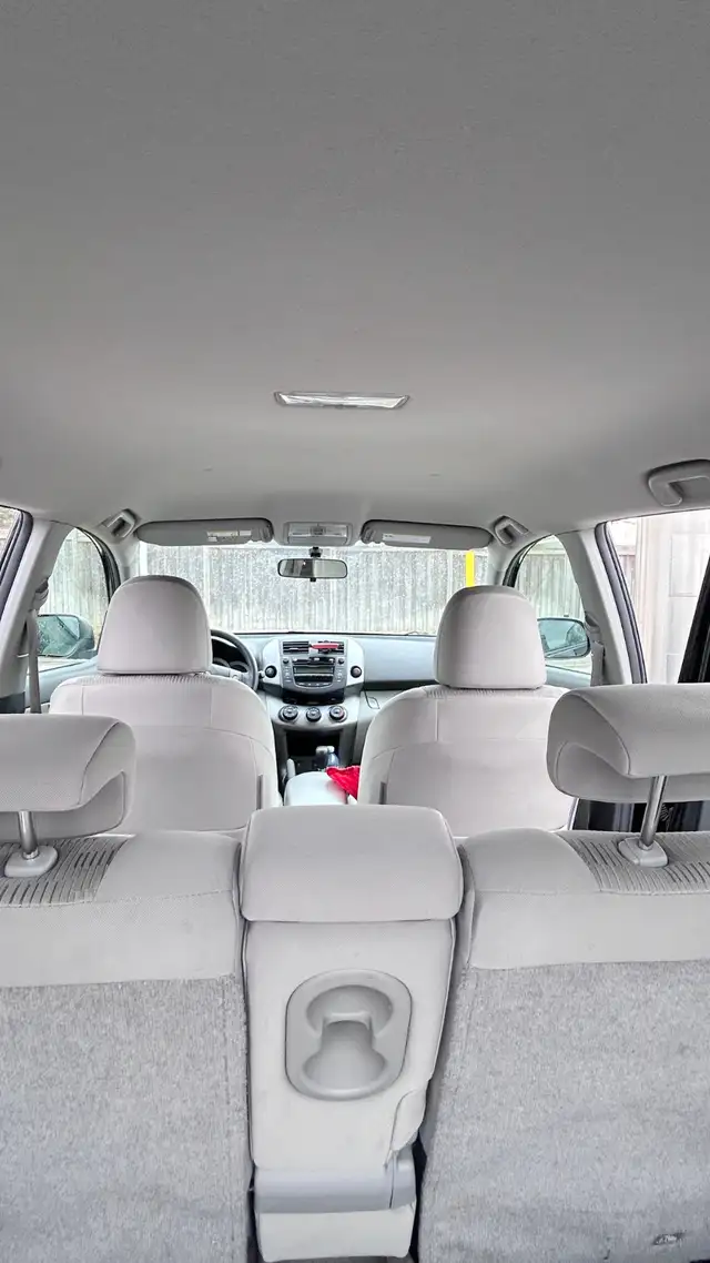 2009 Toyota RAV4 Base, Sport Utility 3.5L V6 4WD dans Autos et camions dans Région de Markham/York - Image 7