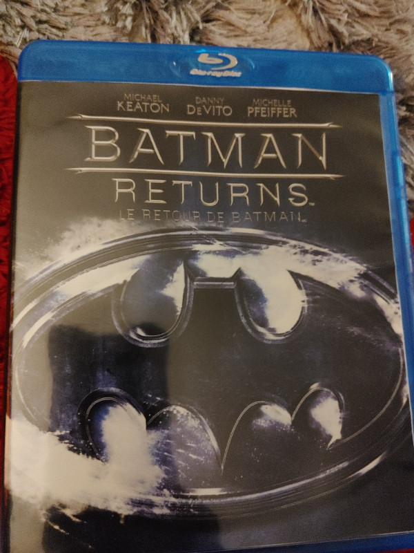 BATMAN RETURNS BLU RAY dans CD, DVD et Blu-ray  à Région d’Oakville/Halton