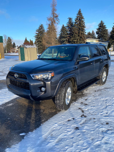 2019 4Runner SR5 Faux Leather and Full Warranty