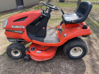 2006 Kubota 1570 (15 HP) Lawn Tractor 
