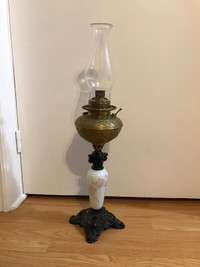 Antique Vintage Oil Kerosene Lamp Center Draft READ DESCRIPTION