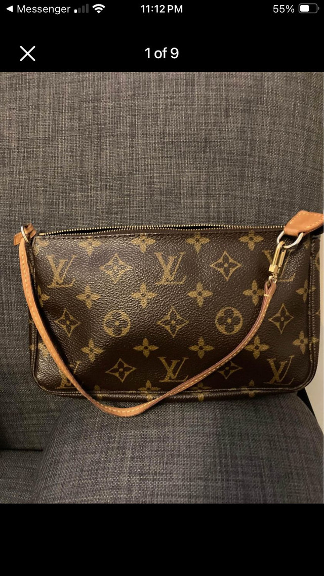 authentic Louis Vuitton pouchette in Women's - Bags & Wallets in Mississauga / Peel Region