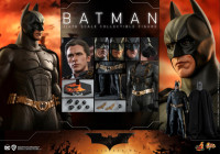 Batman Begins Batman 1/6 Scale Action Figure Exclusive Hot Toys