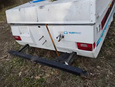 Pop camper come take a look at it was close two years and haven't opened it