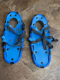 Youth snow shoes