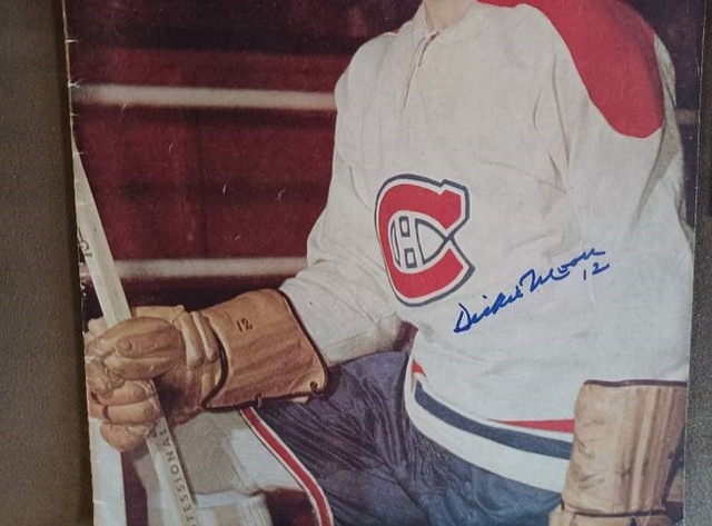 1958 Dickie Moore Autographed Hockey Magazine Montreal Canadiens in Arts & Collectibles in Ottawa - Image 4