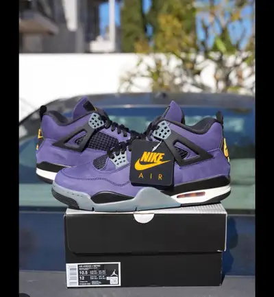 Jordan 4 lakers size 9.5  if not sold soon gonna keep, View more