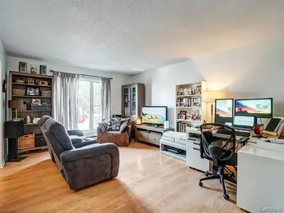 2 bedrooms Apartment/logement de 2 chambres- plateau Hull