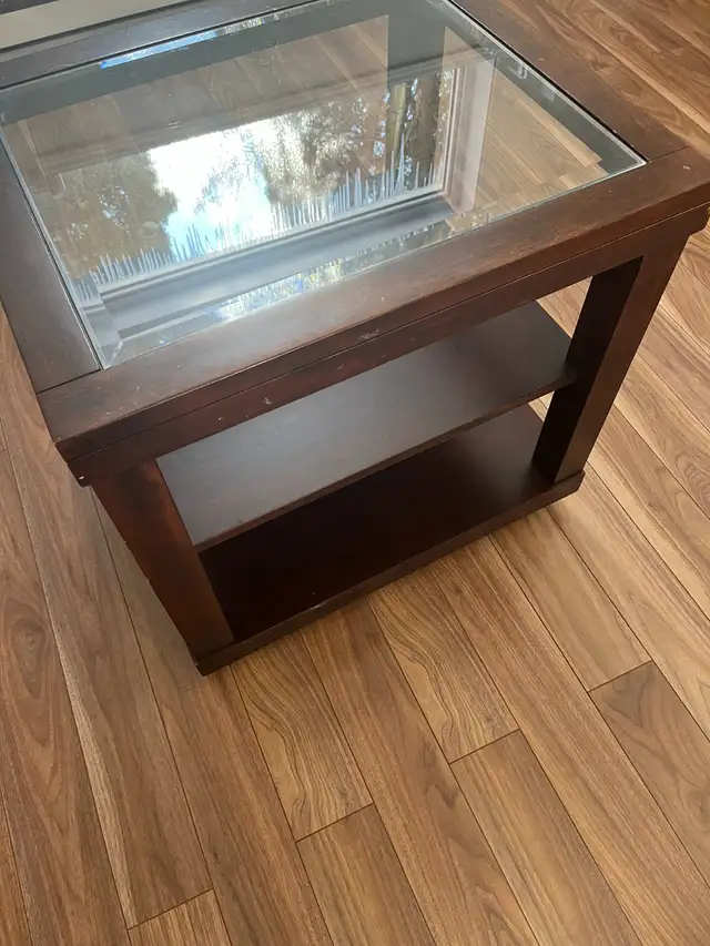 table d'appoint/coffee table in Coffee Tables in Longueuil / South Shore - Image 2