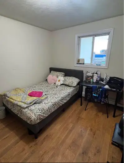 URGENT RENTAL!!! This is an unfurnished private room in a 2 bedroom 1 bathroom apartment. The rent c...
