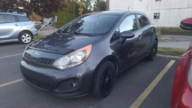 Kia Rio LX598236127036723201