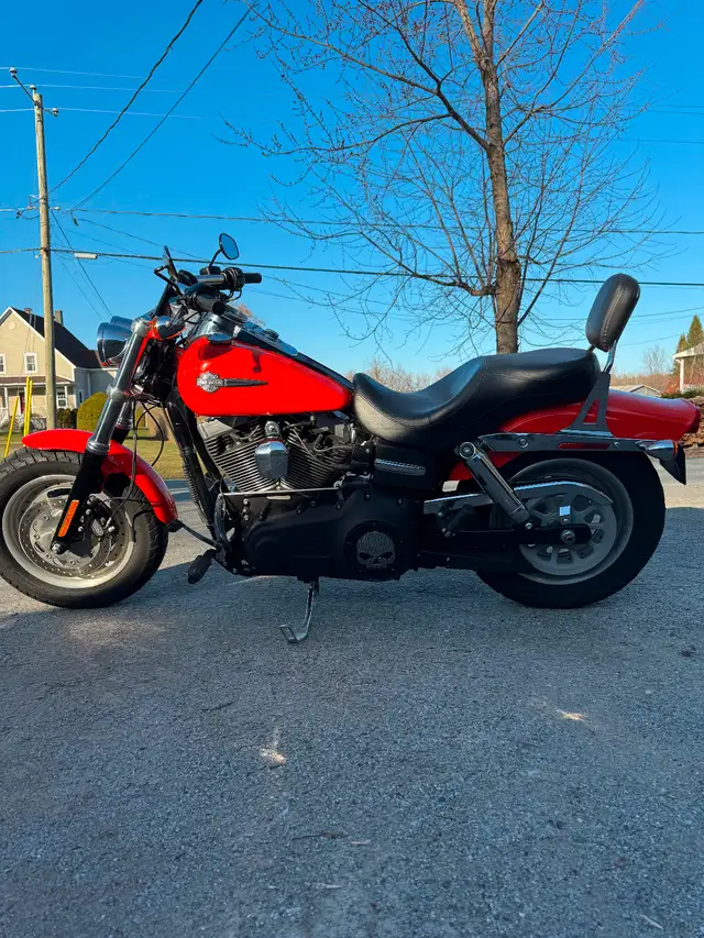 Harley Davidson Fat Bob 2012 in Touring in Longueuil / South Shore - Image 7