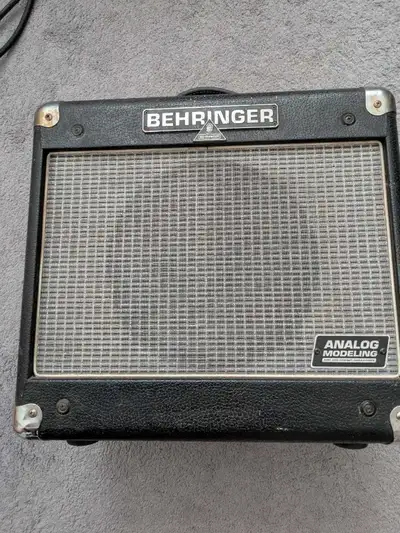 Behringer Vintager GM110 Analog Modelling Amp FS/FT, View more