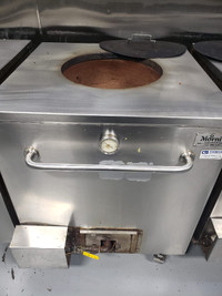 Used restaurant oven ( Tandoor ) for sale
