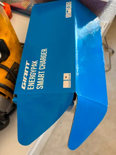 Giant e bike charger never used, View more