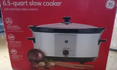New GE 6.5 quarts slow cooker, View more