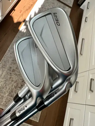 HOT ! ! !  PING i230 Irons - UPGRADED SHAFTS - MINT - L@@K