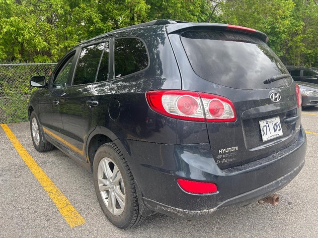 Hyundai Santafe 2010 — photo 3