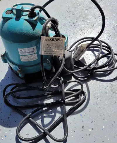 NEW Little Giant 506424 Model ES33W1-10 Submersible Effluent Pump Energy Saving .33 HP 115V 60HZ. 5....