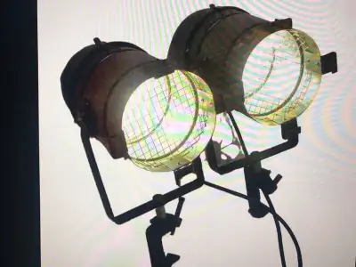 2 VINTAGE PERFECTLY FUNCTIONING LARGE THEATRE LIGHTS $199 EACH, View more