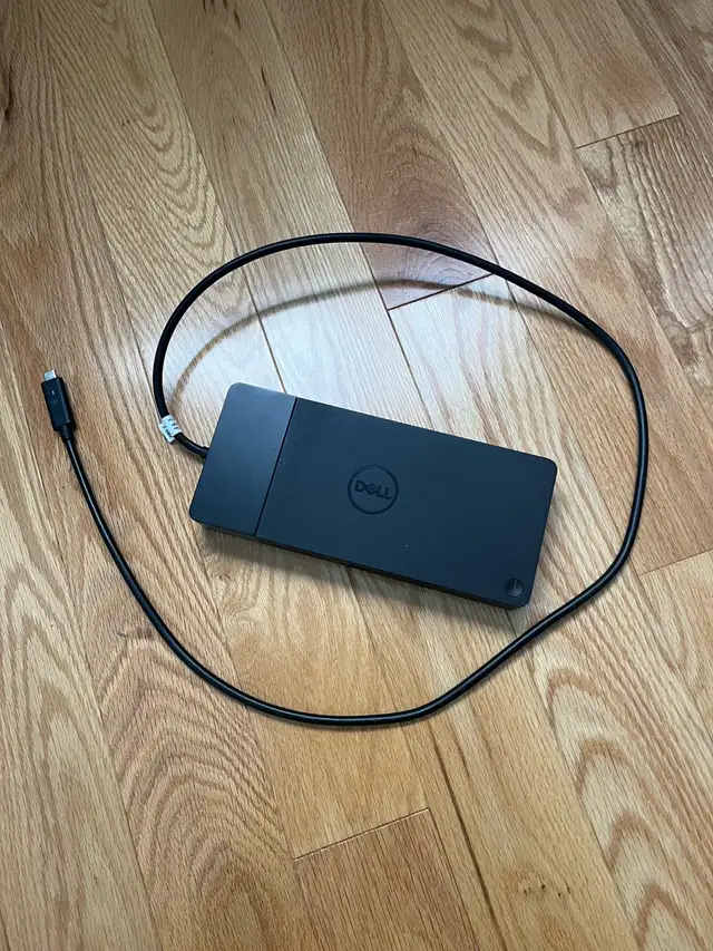 Laptop Universal Docking Station in Laptop Accessories in City of Toronto - Image 6