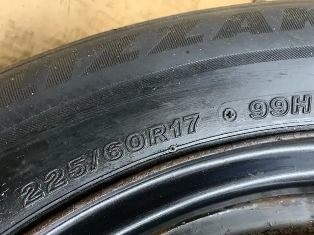 225/60/17 tire + rim Bridgestone winter 6x114.3 in Tires & Rims in City of Toronto - Image 9