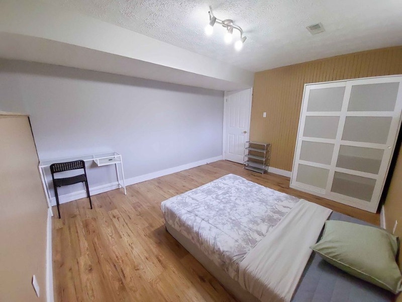 Room for rent close to NBCC Long Term Rentals Moncton Kijiji