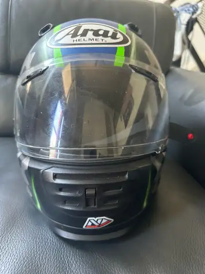 Mens size large Arai defiant brand motorcycle helmet