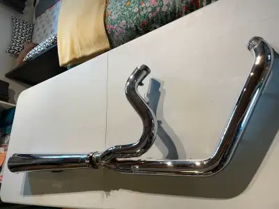 Vance & Hines 2 into 1 Harley Davidson FXR 1984 to 1999 exhaust Peut être expédié à vos frais Can be...