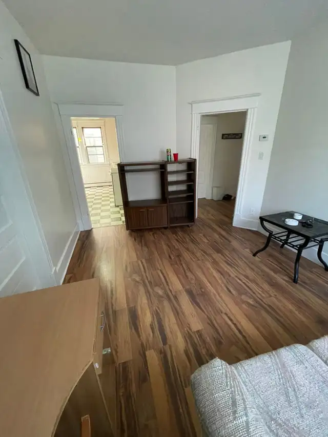Walk to Walmart, No Frills & Bus – Furnished Room | From $625