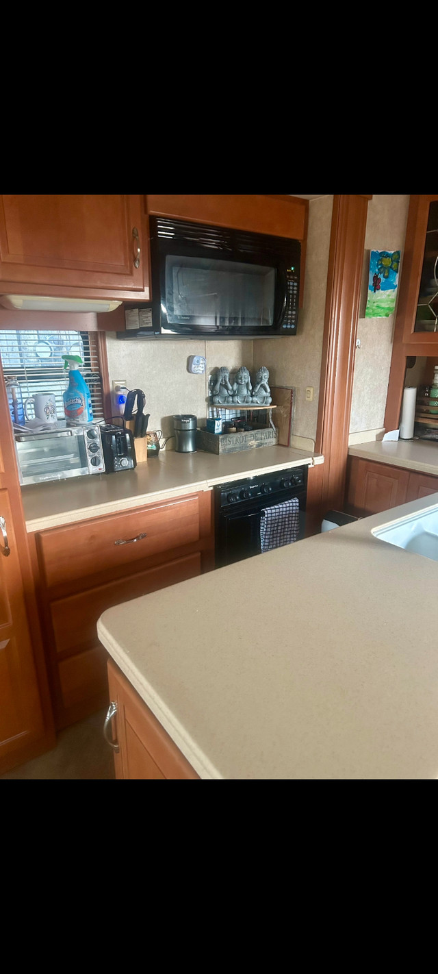 2007 Mobile Suites CK3, 36 ft 5th wheel Camper in Travel Trailers & Campers in Barrie - Image 3