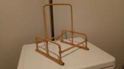Parc, support, pour cage oiseau (Jamais utilisé), View more